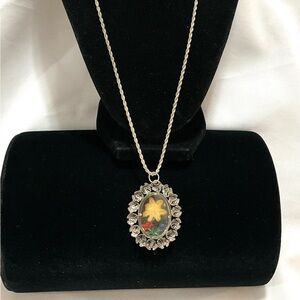 Vintage Dome Covered Floral Pendant Necklace